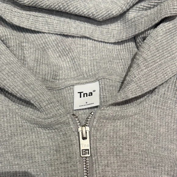 Women's Cropped Waffle Hooded Sweater - Light Gray - Picture 3 of 3